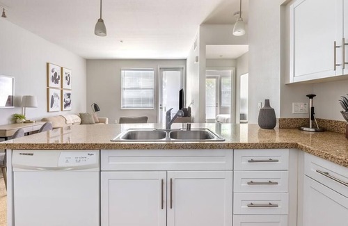 Oxnard Apartamento | Landing at Artisan Apartments at East Village - 1 Bedroom in West Village