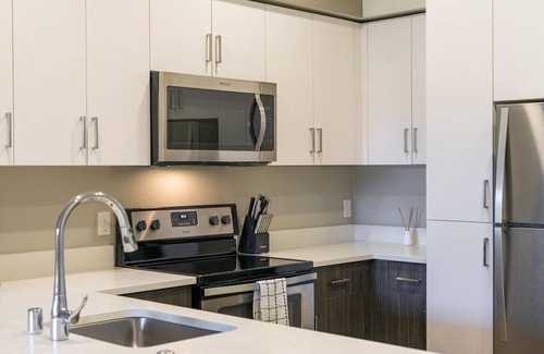 Centerville Apartamento | Landing at Artist Walk - 1 Bedroom in Centerville