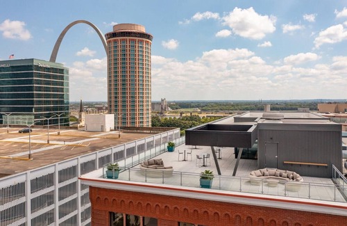 Downtown St. Louis Apartamento | Landing at Ballpark Heights - Studio in Downtown