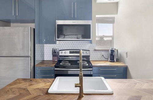 Congress Park Apartamento | Landing at Black Swan - 1 Bedroom in Congress Park