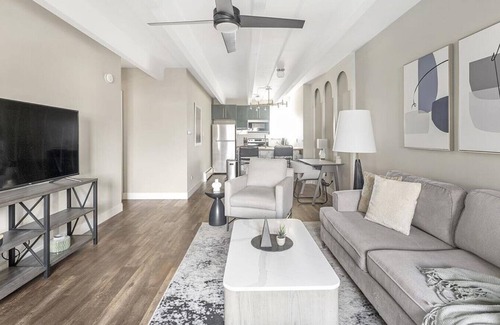 Congress Park Apartamento | Landing at Black Swan - 1 Bedroom in Congress Park