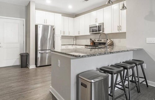 Chapel Hill Apartamento | Landing at Blu on Farrington - 2 Bedrooms in Woodland Acres