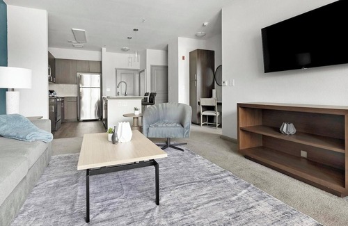 Paw Creek Apartamento | Landing at Celsius - 1 Bedroom in Wedgewood
