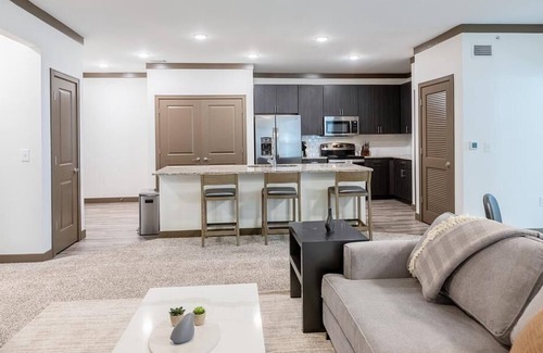 Middletown Apartamento | Landing at Century Belmont Station - 2 Bedrooms in Middletown