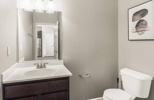 Sunbury Apartamento | Landing at Cortland Sunbury - 3 Bedrooms in Downtown Sunbury