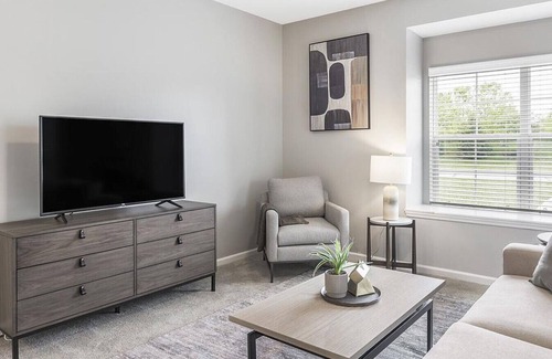 Sunbury Apartamento | Landing at Cortland Sunbury - 3 Bedrooms in Downtown Sunbury