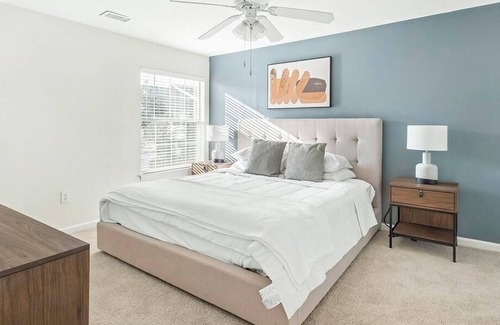 Crestline Heights Apartamento | Landing at Crowne at Grandview - 2 Bedrooms in Overton