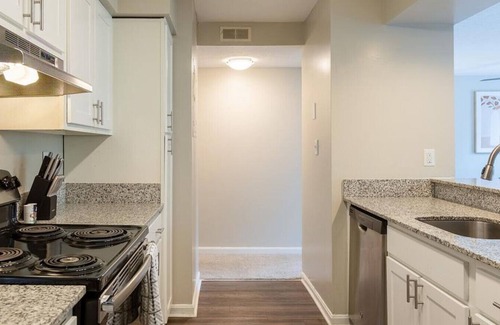 Phoenix Hill Apartamento | Landing at Elevate at Nulu - 2 Bedrooms in Phoenix Hill