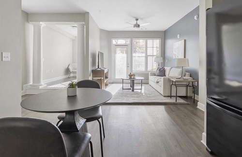 Paw Creek Apartamento | Landing at Eleven240 - 1 Bedroom in Wedgewood