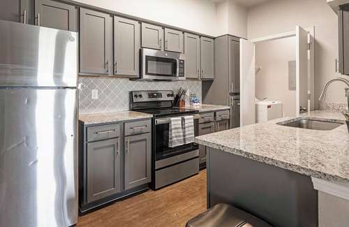 San Antonio Apartamento | Landing at Ember at Alamo Ranch - 2 Bedrooms in...