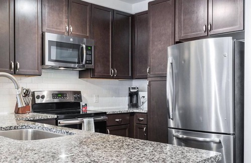 Matthews Apartamento | Landing at Fountains Matthews - 2 Bedrooms in Downtown Matthews