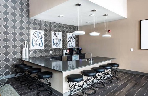 Vickery Meadow Apartamento | Landing at Galleries at Park Lane - 1 Bedroom in Vickery Meadow