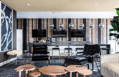 Vickery Meadow Apartamento | Landing at Galleries at Park Lane - 1 Bedroom in Vickery Meadow