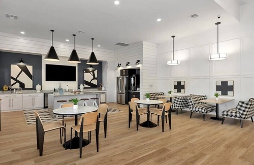 Athens Apartamento | Landing at Gateway Village at Swan Creek - 3 Bedrooms in Athens