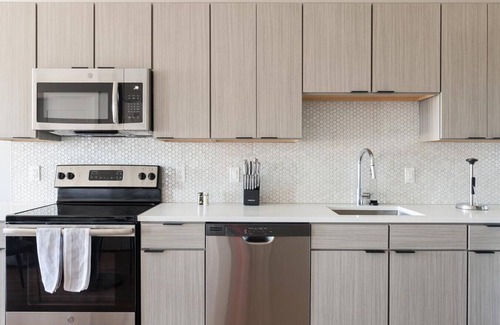 Compton Heights Apartamento | Landing at Grand Flats - 1 Bedroom in Compton Heights