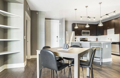 Allandale Apartamento | Landing at Haus 5350 - 2 Bedrooms in Allandale