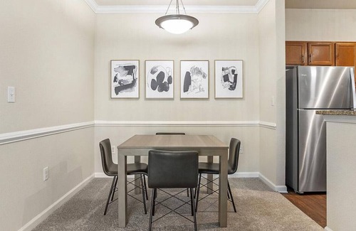 Mint Hill Apartamento | Landing at Hawthorne at the Greene - 3 Bedrooms in Bradfield Farms