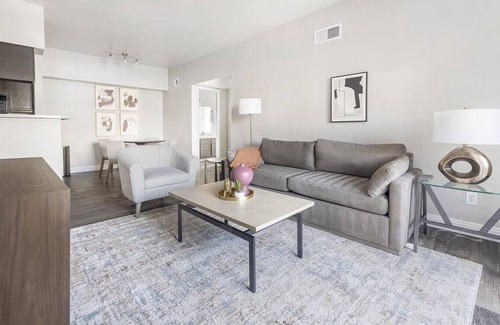 Rancho Oakey Apartamento | Landing at Helix Apartments - 1 Bedroom in Rancho Oakey