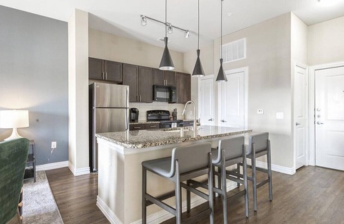 Carrollton Apartamento | Landing at Keller Springs Crossing - 1 Bedroom in Southwest Carrollton