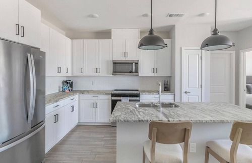 Huntsville Apartamento | Landing at Laurel at Dry Creek - 2 Bedrooms in ...