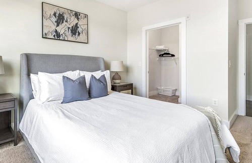 NoDa Apartamento | Landing at Mercury NoDa - 2 Bedrooms in North Charlotte