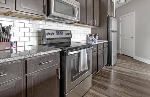 SouthPark Apartamento | Landing at Mezzo1 - 2 Bedrooms in Myers Park
