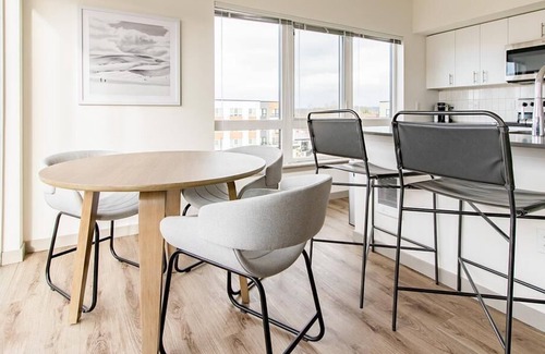 Kent Apartamento | Landing at Midtown 64 - 2 Bedrooms in Downtown Kent