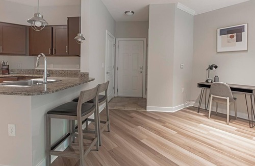 Chillum Apartamento | Landing at Mode at Hyattsville - 1 Bedroom in H.