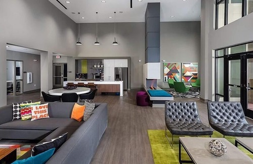 Perrysburg Apartamento | Landing at Mosaic at Levis Commons - 1 Bedroom in Downtown Perrysburg