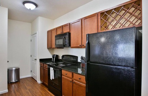 Fort Wayne Apartamento | Landing at Oak Crossing Apartments - 2 Bedrooms in Downtown Fort Wayne