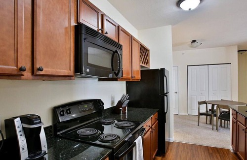 Fort Wayne Apartamento | Landing at Oak Crossing Apartments - 2 Bedrooms in Downtown Fort Wayne