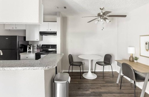 Dallas Apartamento | Landing at Oak Meadow - 1 Bedroom in Dallas