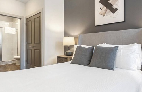 Plaza Midwood Apartamento | Landing at One305 Central - Studio in Plaza Midwood