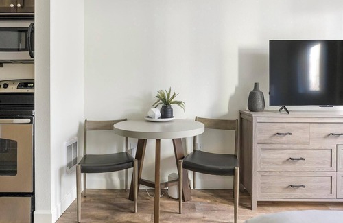Pearl District Apartamento | Landing at Pearl Studios - Studio in Northwest .