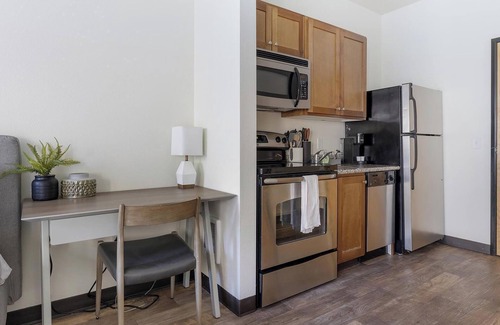 Pearl District Apartamento | Landing at Pearl Studios - Studio in Northwest .