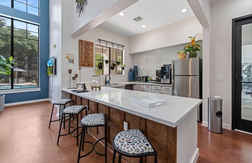 George Bush Park/Eldridge Apartamento | Landing at Phillips Pass - 1 Bedroom in Westside