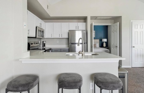 George Bush Park/Eldridge Apartamento | Landing at Phillips Pass - 1 Bedroom in Westside