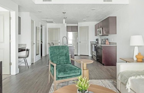 Draper Apartamento | Landing at Point of View Apartments - 1 Bedroom in Downtown Draper