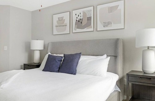 Lithonia Apartamento | Landing at Retreat at Stonecrest - 1 Bedroom in Downtown Lithonia