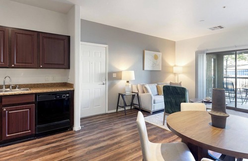 Las Vegas Apartamento | Landing at Sonata - 1 Bedroom in Downtown North...