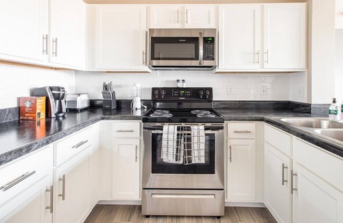 Oklahoma City Apartamento | Landing at Stonehorse Crossing - 1 Bedroom in Nw Okc