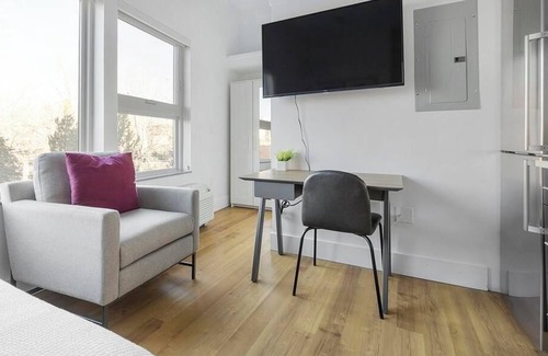 Cherry Creek Apartamento | Landing at Studio 135 - Studio in Cherry Creek