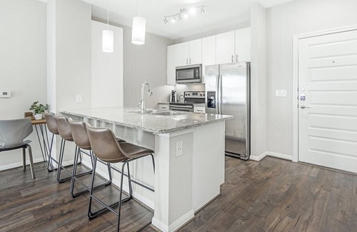 Stone Oak Apartamento | Landing at The Abbey at Sonterra - 2 Bedrooms in Stone Oak