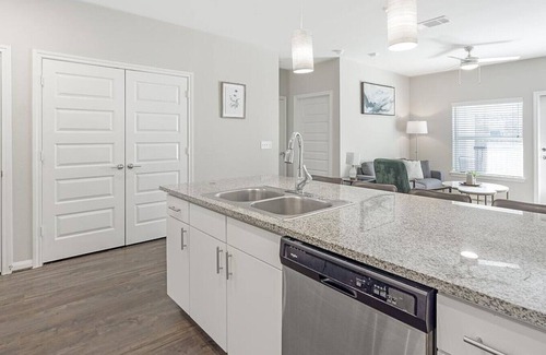 Stone Oak Apartamento | Landing at The Abbey at Sonterra - 2 Bedrooms in Stone Oak