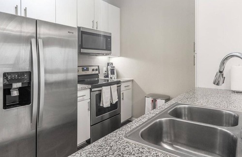 Stone Oak Apartamento | Landing at The Abbey at Sonterra - 2 Bedrooms in Stone Oak