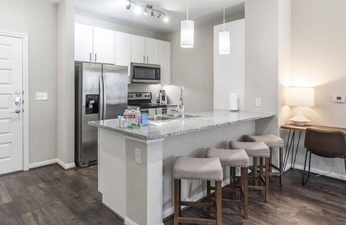Stone Oak Apartamento | Landing at The Abbey at Sonterra - 2 Bedrooms in Stone Oak