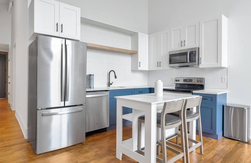 Greenville Apartamento | Landing at The American Spinning Mill - 1 Bedro...