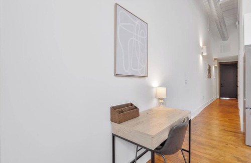 Greenville Apartamento | Landing at The American Spinning Mill - 1 Bedro...