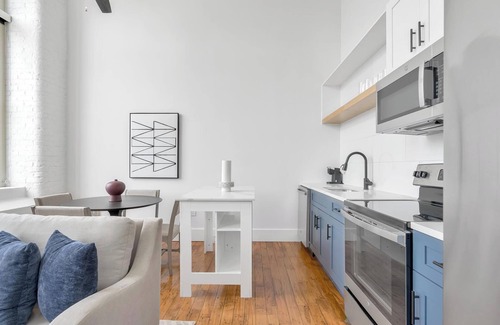 Greenville Apartamento | Landing at The American Spinning Mill - 2 Bedro...