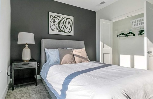Blue Ash Apartamento | Landing at The Approach at Summit Park - 3 Bedrooms in Downtown Blue Ash